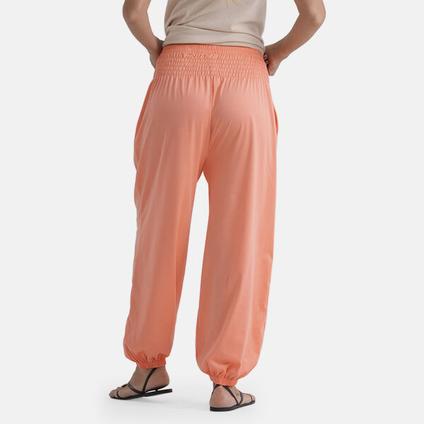  La Marey knit wear smocked waist pant elastic around ankles image number 2