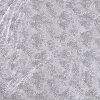 "AB side Silk quilt with cooling fabric fabric:85% nylon+15%spandex A side: print, B side match solid color Filling:100g silk+200g polyester,around 110gsm,33% silk+77% polyester Packing:gift box with PVC cover", "AB side cooling pillowcase with piping wit