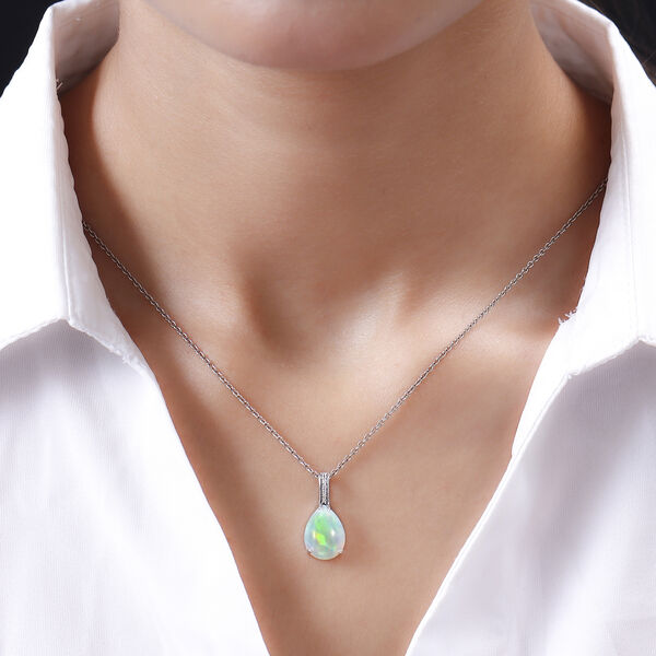 Nat&uuml;rlicher, &auml;thiopischer Opal und Zirkon-Anh&auml;nger - 2,90 ct. image number 2