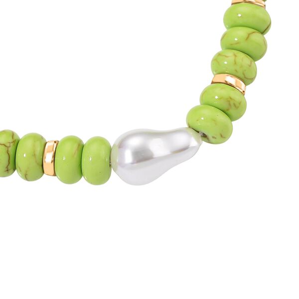 Wei&szlig;e Muschelkernperle, Gr&uuml;ner Howlit Armband, ca. 18 cm + 5 cm Extender, goldfarben image number 3