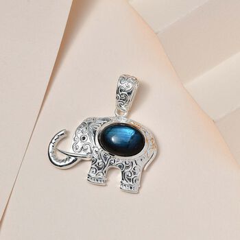 AAA Labradorit und schwarzer Spinell-Anh&auml;nger - 7,62 ct.