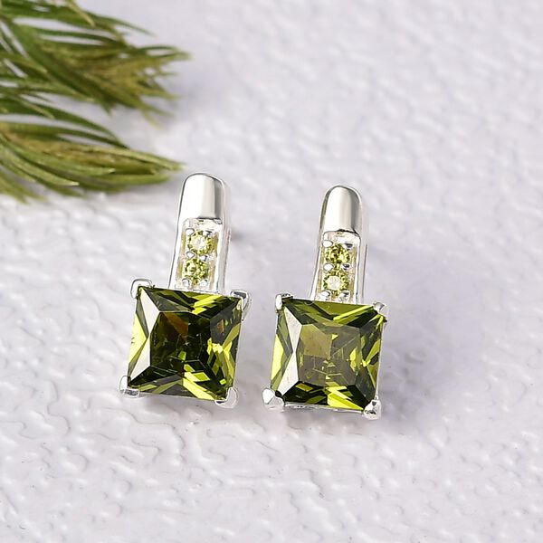 LUSTRO STELLA Peridot Zirkonia Ohrringe image number 2