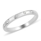 Schlichter, funkelnder Bandring in platiniertem Silber image number 4