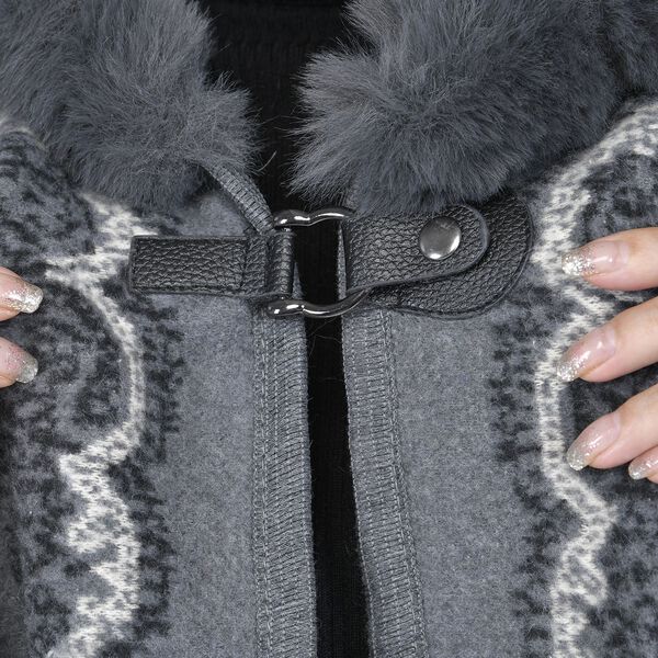 TAMSY - Designer Kunstfell Ruana, Grau image number 9