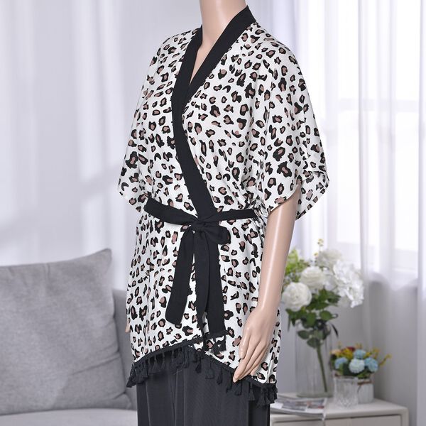 Superweiche Kimono mit Gürtel, Größe: 86 x 69, Leopardmuster, weiß image number 3