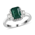 RHAPSODY sambischer Smaragd und Diamant Halo-Ring in Platin image number 3