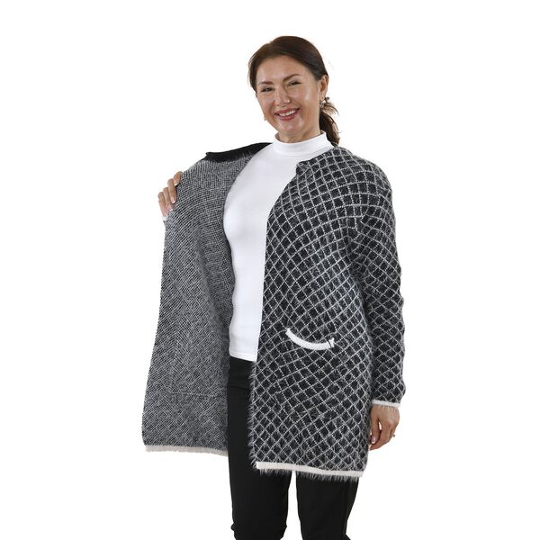 Kuschelig weicher und langer Cardigan mit Taschen, One Size, Karomuster image number 5