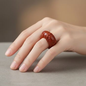 Burmesischer Rote Jadeit Jade Ring (Gr&ouml;&szlig;e 19.00) ca. 85.00 ct