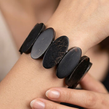 Schwarze Muschelkernperle Armband Flexibel