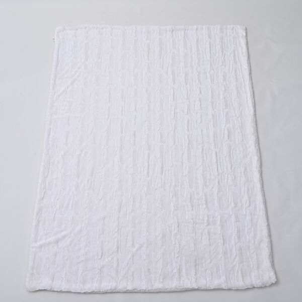 Luxusdecke aus Kunstfell, Gr&ouml;&szlig;e 150x200 cm, Wei&szlig; image number 3