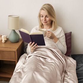 Serenity Night 100% Maulbeerseide Seidendecke mit 350gsm Seidenf&uuml;llung, 135x200cm, Taupe