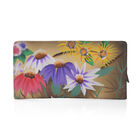 Sukriti - handbemalte Brieftasche aus echtem Leder mit RFID Schutz, Blumenmuster, Braun image number 2