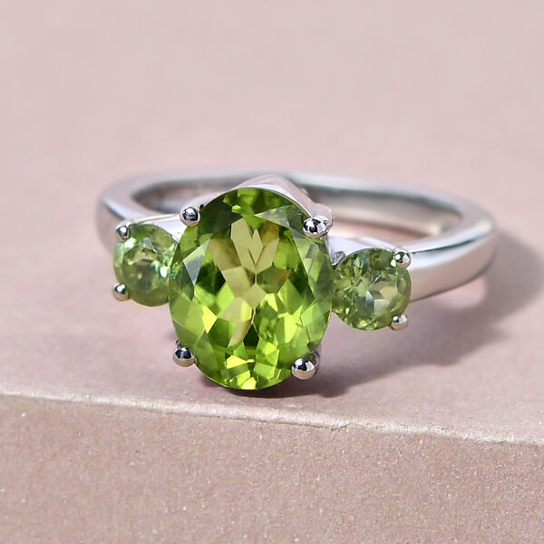 Nat&uuml;rlicher Peridot-Ring, 925 Silber platiniert  ca. 2,81 ct image number 2