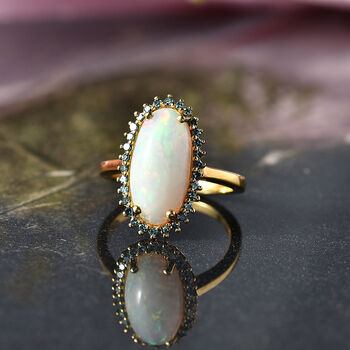 LUXURIANT - AAA Nat&uuml;rlicher, &auml;thiopischer Welo Opal, Lab Grown Gr&uuml;ner Diamant Ring 925 Silber 750 Gelbgold vermeil (Gr&ouml;&szlig;e 17.00) ca. 3,77 ct