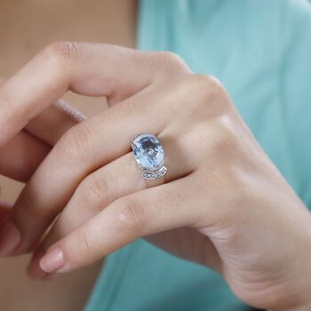 Himmelblauer Topas und Zirkon Ring - 5,55 ct.