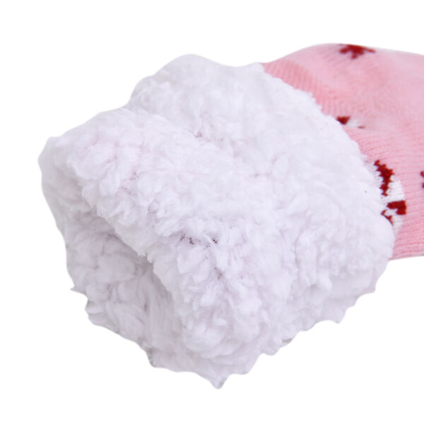 2er-Set W&auml;rmflasche mit Pl&uuml;schbezug, 2000ml und 1 Paar rutschfeste Haus Socken mit Sherpa Futter, Einheitsgr&ouml;&szlig;e 18x32 cm&nbsp; image number 3