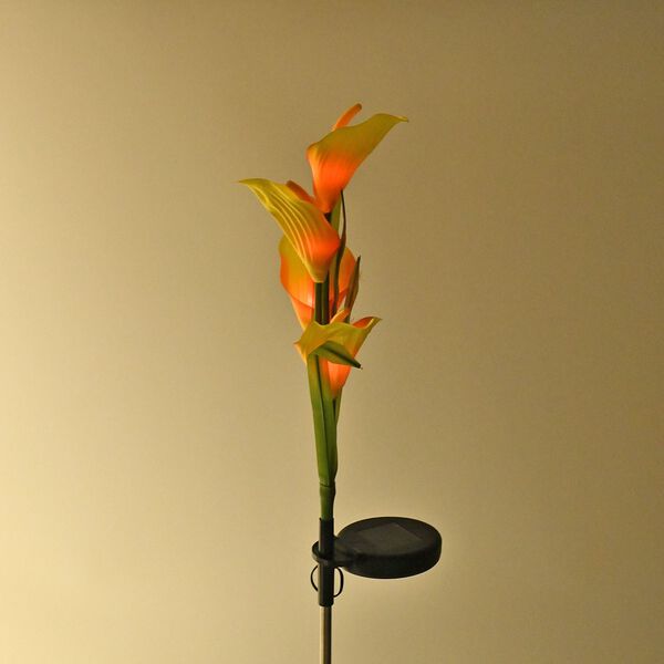 Calla Lily: Solarbetriebene Blume mit LEDs image number 4