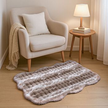 LIVMORE Kunstfell-Teppich in Wellenform mit feiner 3D-Struktur, 100x180cm, Mokka