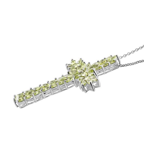 Natürlicher Peridot Kreuz-Anhänger mit Kette in Silber image number 4
