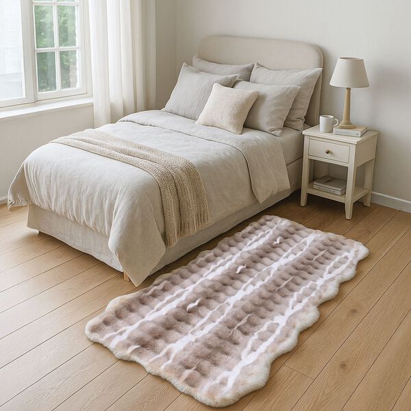 Bubble faux fur print rug with foam base
Wave shape                           
100% polyester image number 1