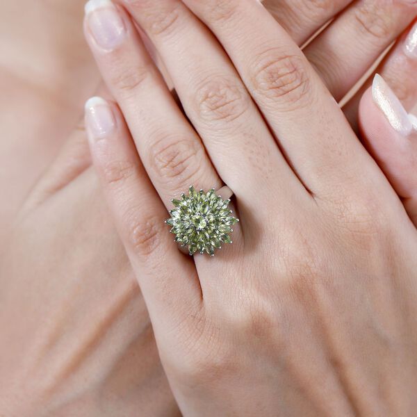 Peridot Ring - 3,19 ct. image number 3