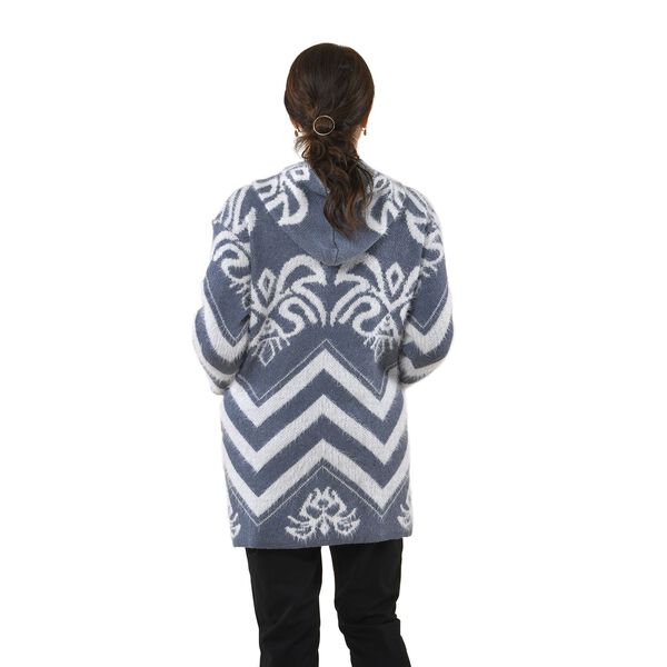 TAMSY - Kuschelweicher, geschmeidiger Cardigan, 110x82cm, grau image number 4