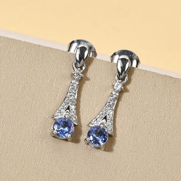 Tansanit und wei&szlig;e Zirkon-Ohrh&auml;nger - 0,63 ct. image number 2