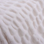 Serenity Night: Luxusdecke aus Kunstfell, Größe 150x200 cm, Weiß image number 5