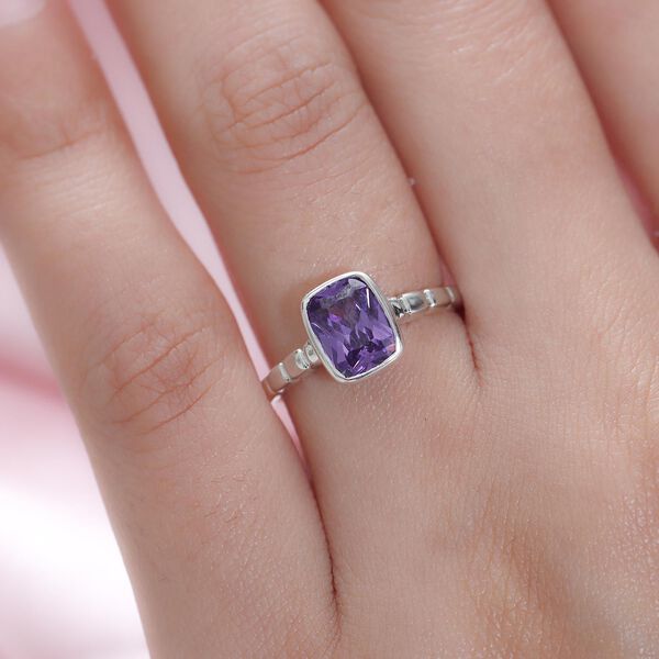 Amethyst farbener Zirkonia-Solit&auml;r-Ring in Silber, 2,43 ct. image number 3