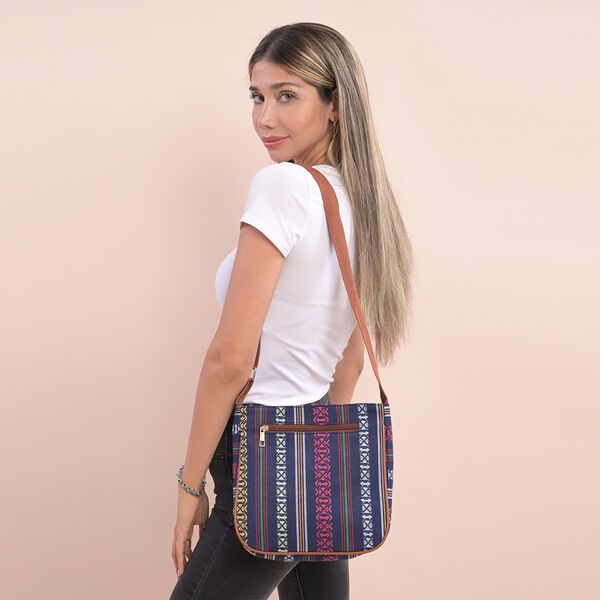 Umhängetasche mit ethnischem Muster, Größe 24x6x25 cm, Blau image number 2