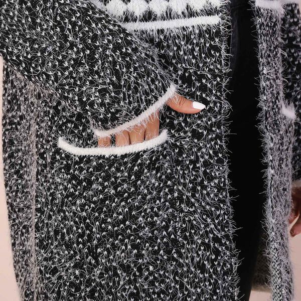 Langer Cardigan mit Taschen und Knopf, gestrickt, Einheitsgröße Geometrisch image number 4