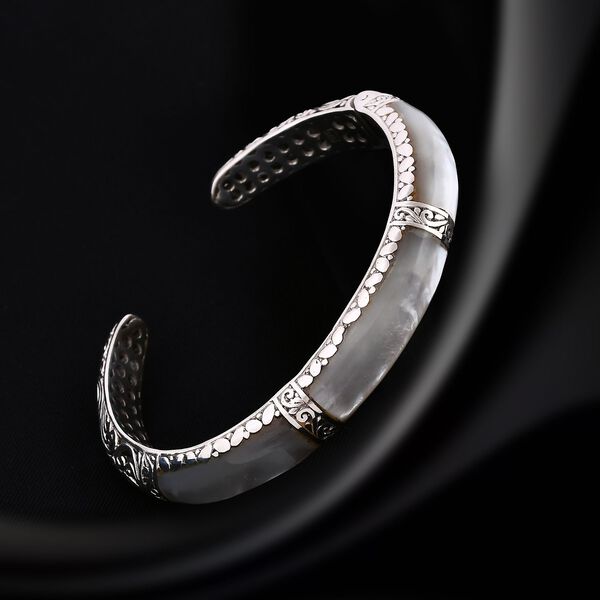 Royal Bali Kollektion- Perlmutt Armreif, 19cm image number 1