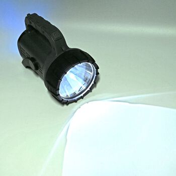 4 in 1 wiederaufladbare LED Taschenlampe mit  3 Beleuchtungsmodi 3600 mAH