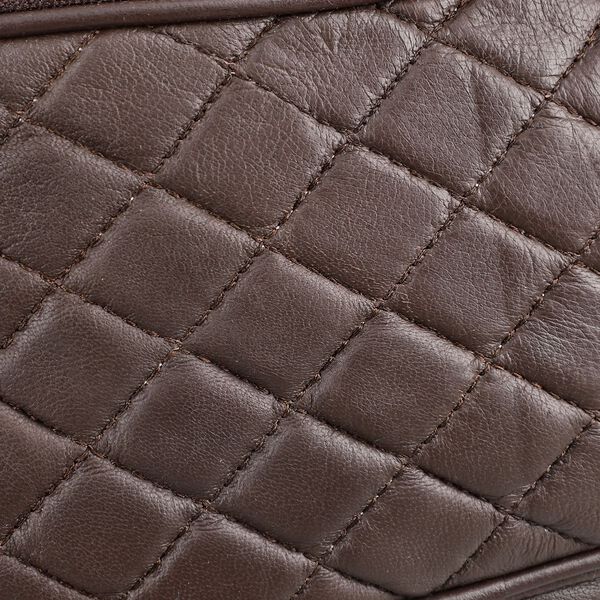 100% Echtleder-G&uuml;rteltasche in Stepp-Optik, 21,5x16,5 cm, Braun image number 5