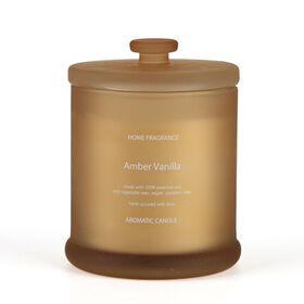 LIVMORE Home Fragrance Kollektion, Duftkerze im Farbglas, Ambra Vanille, 370 g Sojawachs, 55 Std., 10,2 x 10,2 x 13 cm