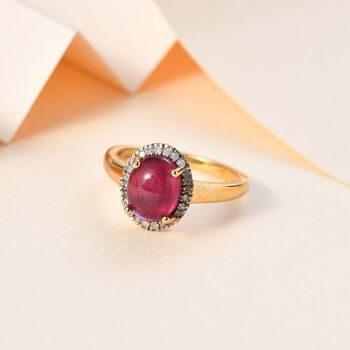 AA Afrikanischer Rubin und wei&szlig;er Diamant Ring, ca. 3,10 ct.