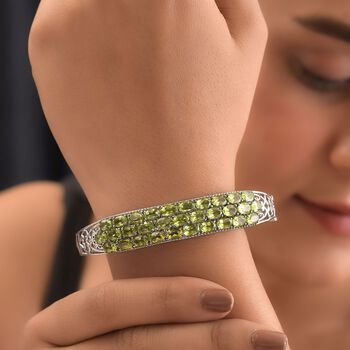 Nat&uuml;rlicher Peridot Armreif, 19 cm - 15,32 ct.