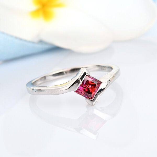 LUSTRO STELLA Hergestellt mit Roter ZIRKONIA Solit&auml;r Ring 925 Silber Platin-&Uuml;berzug (Gr&ouml;&szlig;e 16.0) image number 2