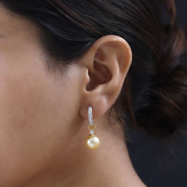 Goldene S&uuml;dsee Perlen Ohrringe, ca. 0.82 ct image number 2