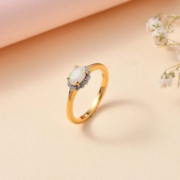 Nat&uuml;rlicher, &auml;thiopischer Opal und Diamant Ring - 0,32 ct.
