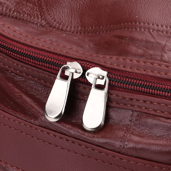 Patchwork-Reisetasche aus Schafleder mit 6 Au&szlig;entaschen und Schulterriemen, 51x29x28 cm, Burgund image number 6