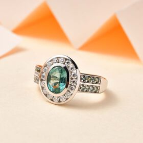 Smaragd und Moissanit Ring, ca. 1,91 ct