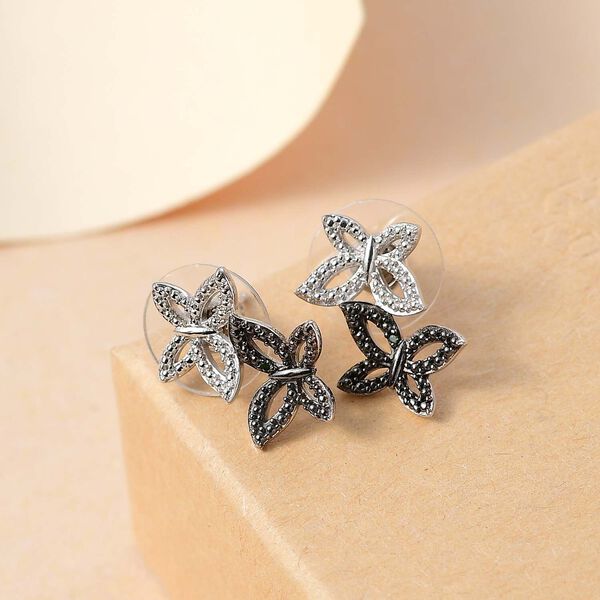 Schmetterlingsohrringe mit wei&szlig;en und gr&uuml;nen Diamantakzenten image number 1