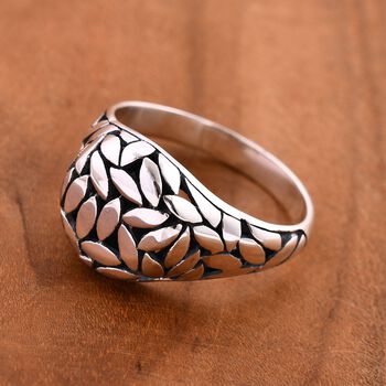 Royal Bali Kollektion- Silberring mit Blattmotiven