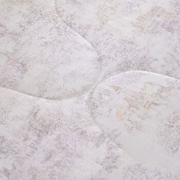 "AB side Silk quilt with cooling fabric fabric:85% nylon+15%spandex A side: print, B side match solid color Filling:100g silk+200g polyester,around 110gsm,33% silk+77% polyester Packing:gift box with PVC cover", "AB side cooling pillowcase with piping wit