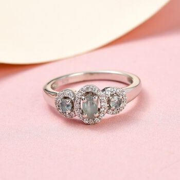 Alexandrit und wei&szlig;er Zirkon-Ring - 0,70 ct.