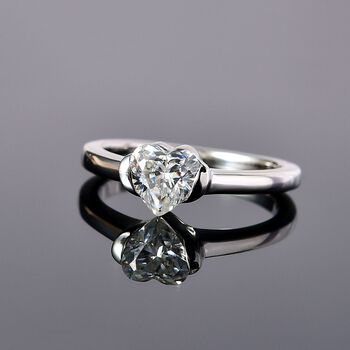 Moissanit Ring in platiniertem Silber - 0,94 ct.