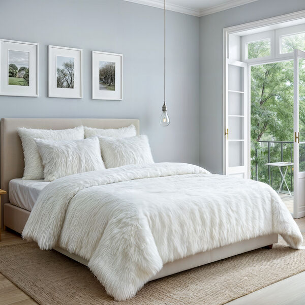 SERENITY NIGHT 3er-Set - Überwurf und 2 Kissenbezüge aus Kunstfell, weiß image number 5