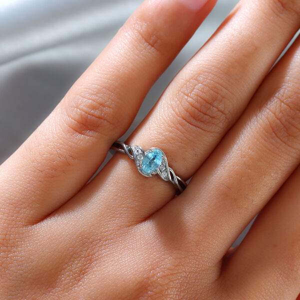 Kambodschanischer, blauer und weißer Zirkon Ring in Silber, 0,77 ct. image number 3