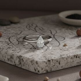 LUXURIANT VS-EF Labor Tropfen Diamant Ring - 0,52 ct.